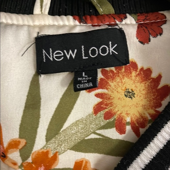 New Look Women's Floral Bomber Jacket - White and Multicolor - Picture 2 of 6